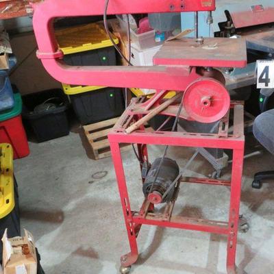 22" throat jig saw on stand