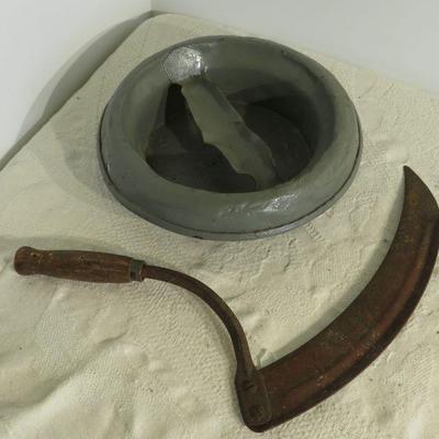 10 gal milk can lid with hand sickle 