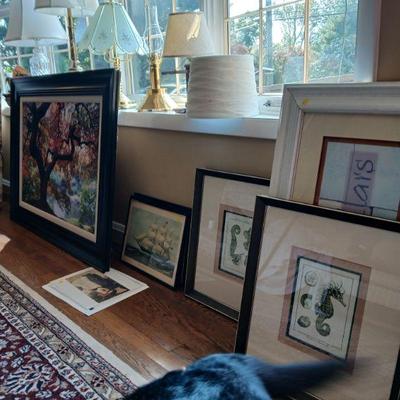 Lamps and framed pictures. 