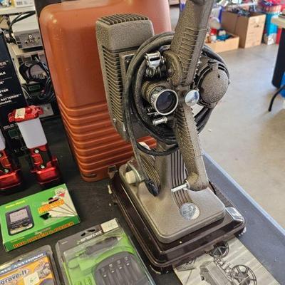 Revere 16mm projector
