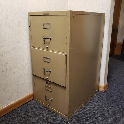 ***This item is located offsite.