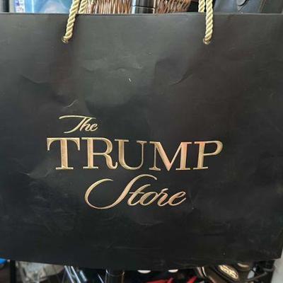 Trump Store Bag 