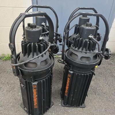Lot 28g | 4 Parellipsphere Theater Lights
