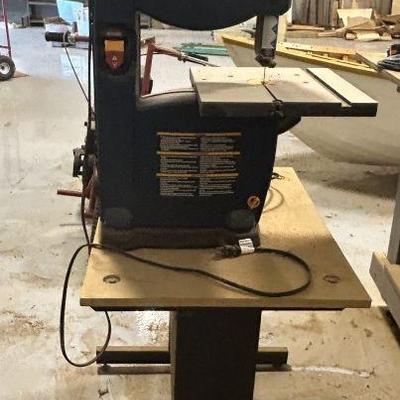 Lot 21 | Ryobi 9in Band Saw BS 902 On Stand & Accessories
