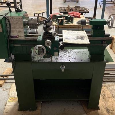 Lot 8 | CT-918 Lathe With Stand & Instruction Booklet
