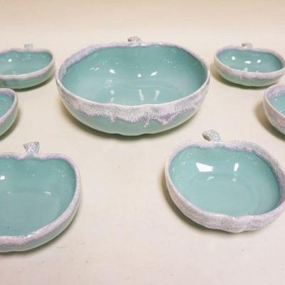 1026	MIDCENTURY MODERN DRIP GLAZE POTTERY SALAD/FRUIT SET W/10 1/2 IN MASTER BOWL & 6-6 IN BOWLS IN THE SHAPE OF AN APPLE
