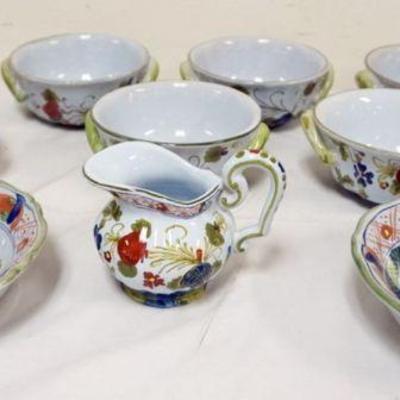 1087	ITALIAN FAIENCE 7 - 6 IN BOWLS, 2 - 61/2 IN BOWLS AND CREAMER
