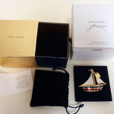 1202	ESTEE LAUDER COMPACT PLEASURES SPARKLING SAIL BOAT SOLID PERFUME, HOLIDAY 2007
