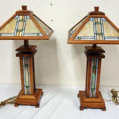 Sale Photo Thumbnail #113: 1113	PAIR OF CONTEMPORARY MISSION STYLE ARTS & CRAFTS SLAG GLASS TABLE LAMPS, EACH APPROXIMATELY 28 IN H
