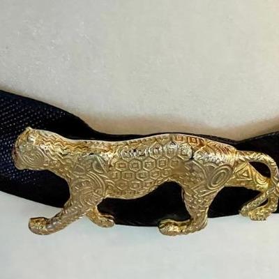 Gorgeous Judith Lieber Gold Jaguar Back Leather Statement Belt - Size 33 