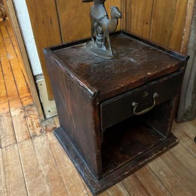 Vintage cobbler box