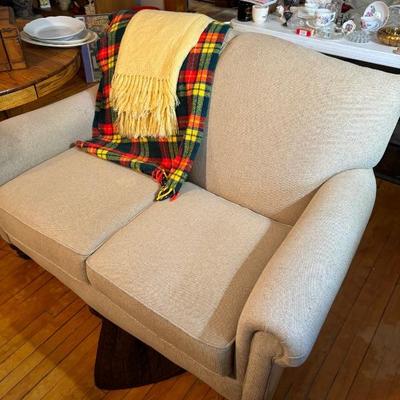 England love seat