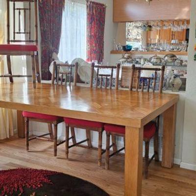 Parson's Dining  Table-7'1" x3'9" Inlay with 4 Chairs- Stunning 