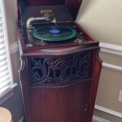 Sonora Phonograph