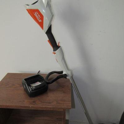 Stihl FSA57 battery powered weed eater with good battery and charger