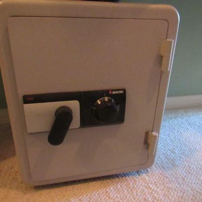 Combination safe