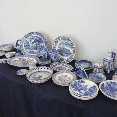 Over 100 pieces of blue/white platters, bowls, vases, plates, urns, ginger jars, etc.