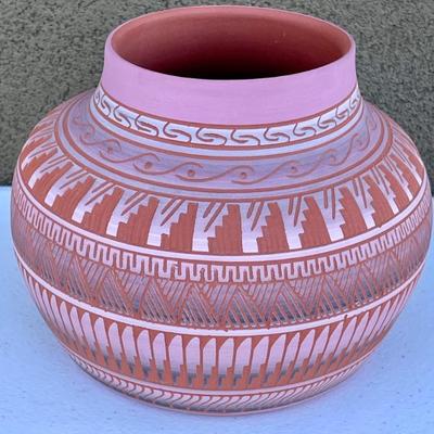 Sylvia Johnson Navajo Pot 2002