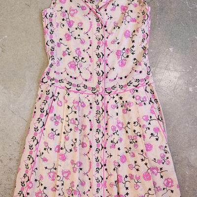 Women's vintage clothing