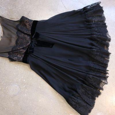Women's vintage clothing