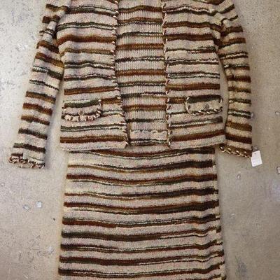 Women's vintage clothing
