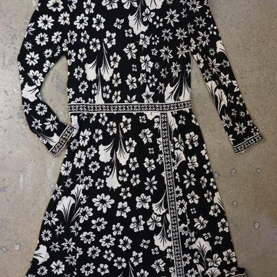 Women's vintage clothing