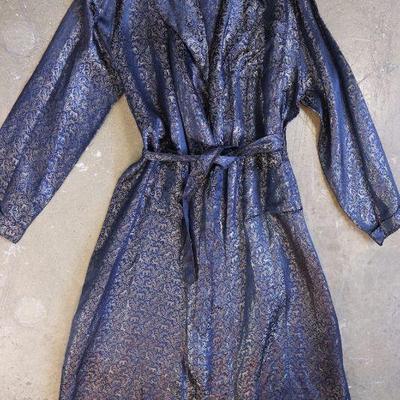 Women's vintage clothing