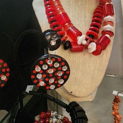 Vintage Costume Jewelry