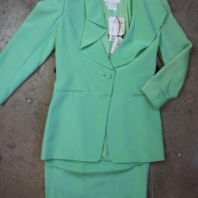 Women's vintage clothing