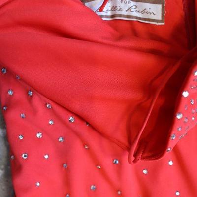 Women's vintage clothing
