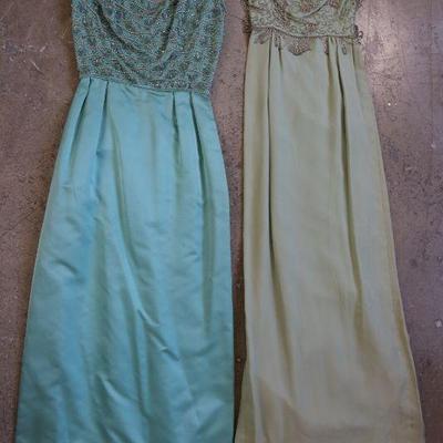 Women's vintage clothing