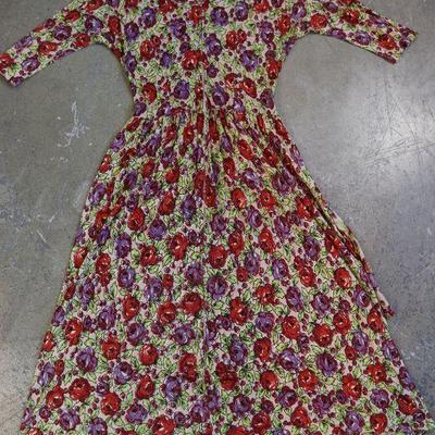 Women's vintage clothing