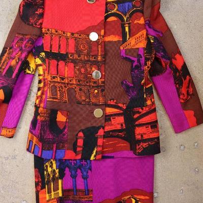 Women's vintage clothing