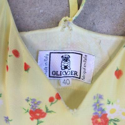Women's vintage clothing