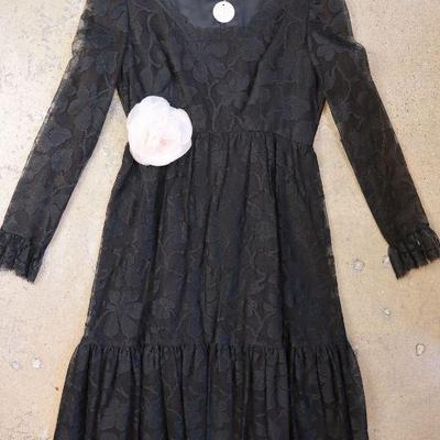 Women's vintage clothing
