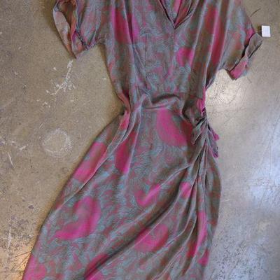 Women's vintage clothing