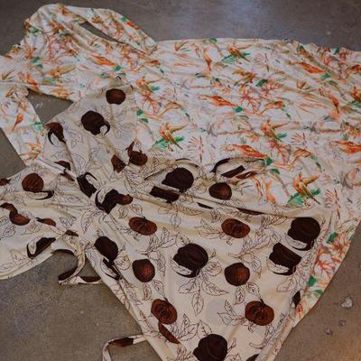 Women's vintage clothing