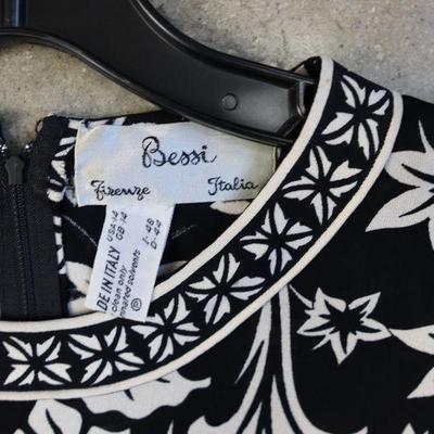 Women's vintage clothing