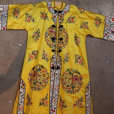 Women's vintage clothing