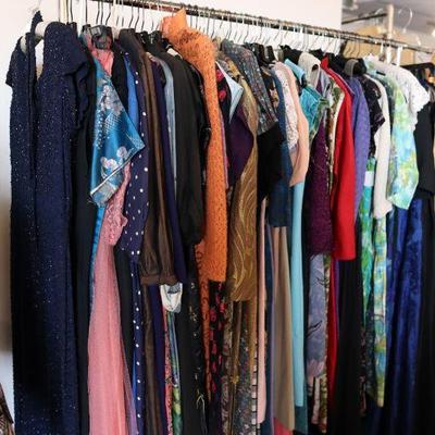 Women's vintage clothing