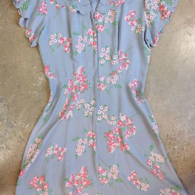 Women's vintage clothing