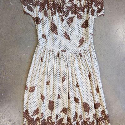 Women's vintage clothing