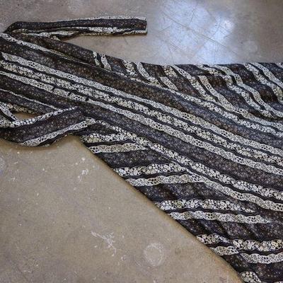 Women's vintage clothing