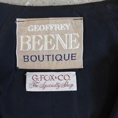 Women's vintage clothing