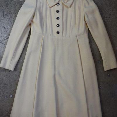 Women's vintage clothing