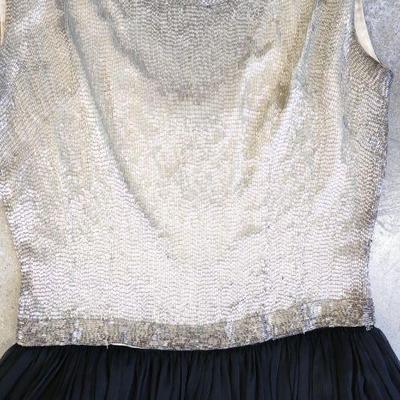 Women's vintage clothing