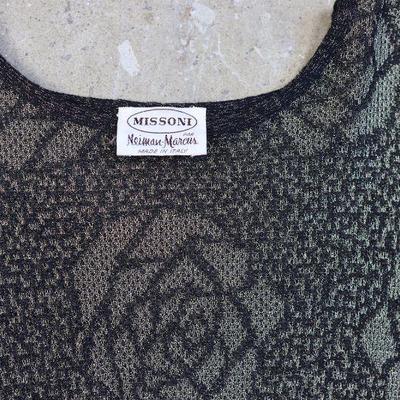 Women's vintage clothing