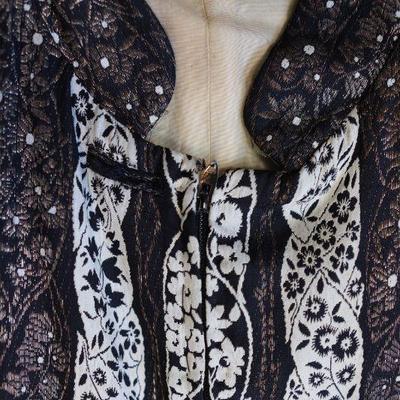 Women's vintage clothing