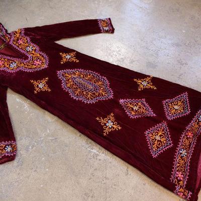 Women's vintage clothing