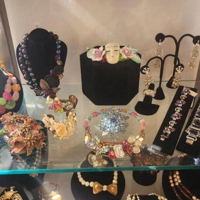 Vintage Costume Jewelry